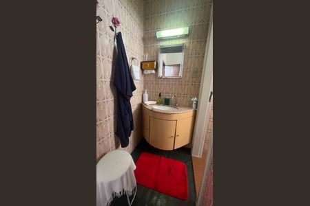 Casa à venda com 182m², 5 quartos e 4 vagas