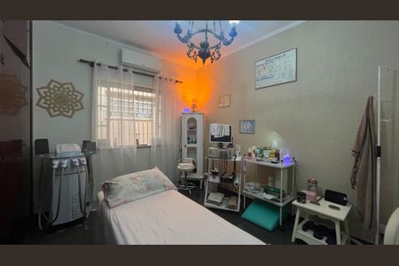 Casa à venda com 182m², 5 quartos e 4 vagas