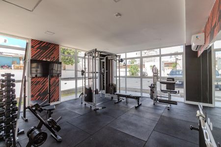 Apartamento à venda com 75m², 3 quartos e 2 vagas Apartamento à venda com 75m², 3 quartos e 2 vagasÁrea comum - Academia