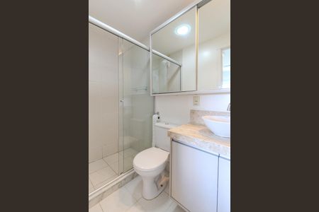 Apartamento para alugar com 66m², 2 quartos e 1 vaga Apartamento para alugar com 66m², 2 quartos e 1 vagaBanheiro da Suíte