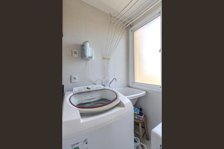 Apartamento para alugar com 66m², 2 quartos e 1 vaga Apartamento para alugar com 66m², 2 quartos e 1 vagaCozinha e Área de Serviço