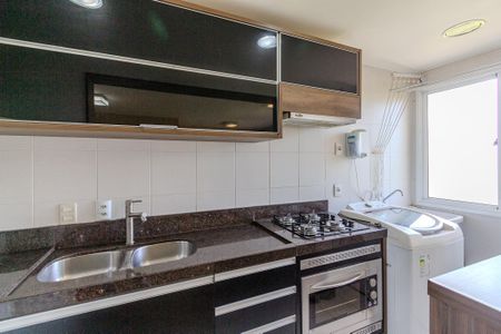 Apartamento para alugar com 66m², 2 quartos e 1 vaga Apartamento para alugar com 66m², 2 quartos e 1 vagaCozinha e Área de Serviço