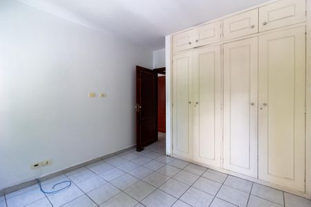 Apartamento à venda com 120m², 3 quartos e 1 vagaQuarto 2