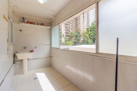 Apartamento à venda com 120m², 3 quartos e 1 vagaÁrea de Serviço