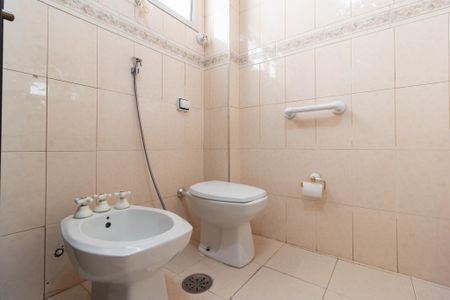 Apartamento à venda com 120m², 3 quartos e 1 vagaBanheiro 1