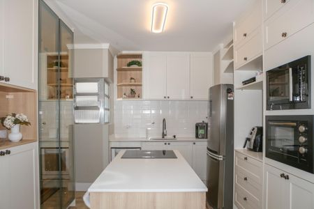 Apartamento à venda com 100m², 2 quartos e 1 vaga Apartamento à venda com 100m², 2 quartos e 1 vagaCozinha