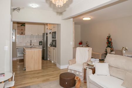 Apartamento à venda com 100m², 2 quartos e 1 vaga Apartamento à venda com 100m², 2 quartos e 1 vagaSala