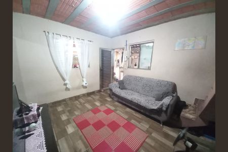 Sala de casa para alugar com 1 quarto, 50m² em Jóquei Club, São Vicente