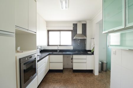 Apartamento à venda com 236m², 3 quartos e 3 vagasCozinha