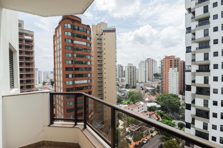 Apartamento à venda com 236m², 3 quartos e 3 vagasVaranda da Sala