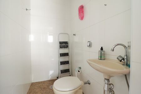 Apartamento à venda com 236m², 3 quartos e 3 vagasÁrea de Serviço e Banheiro de Serviço