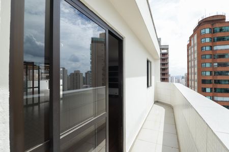 Apartamento à venda com 236m², 3 quartos e 3 vagasVaranda Terraço