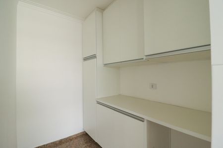 Apartamento à venda com 236m², 3 quartos e 3 vagasÁrea de Serviço e Banheiro de Serviço