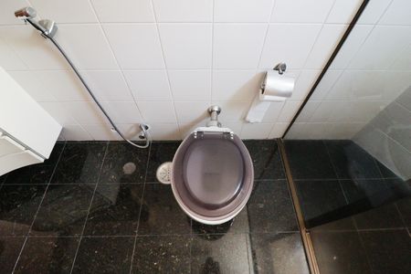 Apartamento à venda com 236m², 3 quartos e 3 vagasBanheiro da Suíte 