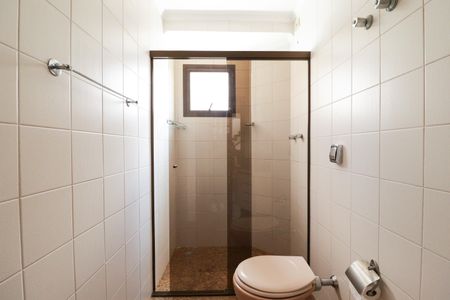 Apartamento à venda com 236m², 3 quartos e 3 vagasBanheiro Social