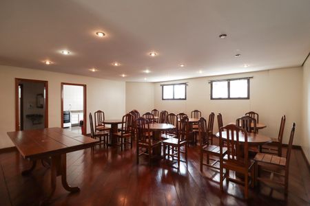 Apartamento à venda com 236m², 3 quartos e 3 vagasSalão de Festas