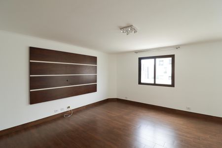 Apartamento à venda com 236m², 3 quartos e 3 vagasSala 2