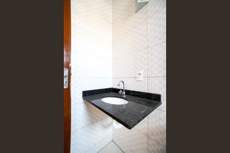 Casa de condomínio para alugar com 72m², 2 quartos e 2 vagas Casa de condomínio para alugar com 72m², 2 quartos e 2 vagasBanheiro da suíte 02