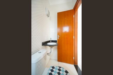 Casa de condomínio para alugar com 72m², 2 quartos e 2 vagas Casa de condomínio para alugar com 72m², 2 quartos e 2 vagasBanheiro da suíte 01