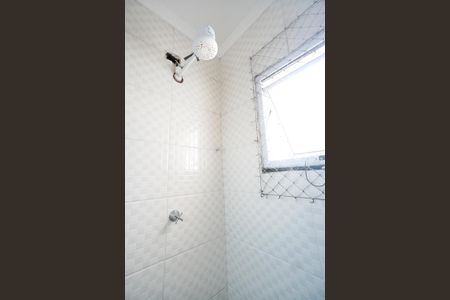 Casa de condomínio para alugar com 72m², 2 quartos e 2 vagas Casa de condomínio para alugar com 72m², 2 quartos e 2 vagasChuveiro