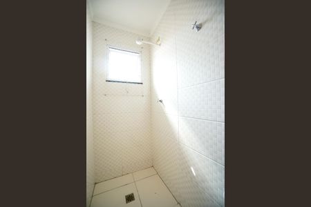 Casa de condomínio para alugar com 72m², 2 quartos e 2 vagas Casa de condomínio para alugar com 72m², 2 quartos e 2 vagasBanheiro da suíte 01