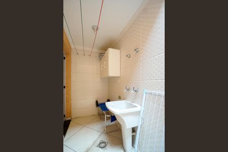 Casa de condomínio para alugar com 72m², 2 quartos e 2 vagas Casa de condomínio para alugar com 72m², 2 quartos e 2 vagasÁrea de serviço