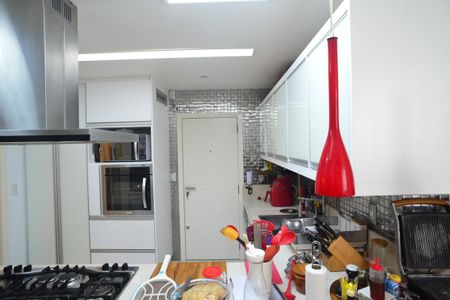 Apartamento à venda com 150m², 4 quartos e 1 vagaCozinha
