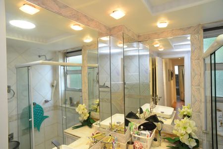 Apartamento à venda com 150m², 4 quartos e 1 vagaBanheiro Social