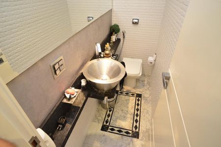 Apartamento à venda com 150m², 4 quartos e 1 vagaLavabo