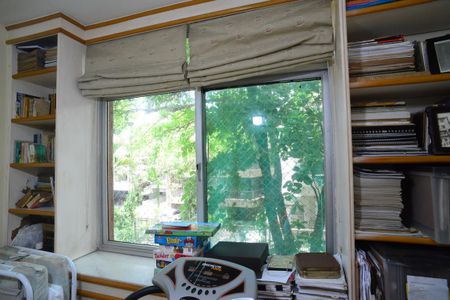 Apartamento à venda com 150m², 4 quartos e 1 vagaEscritório