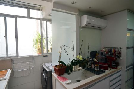 Apartamento à venda com 150m², 4 quartos e 1 vagaÁrea de Serviço