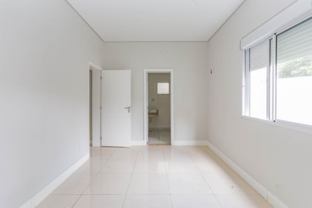 Casa à venda com 280m², 3 quartos e 3 vagasSuíte 2