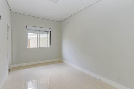 Casa à venda com 280m², 3 quartos e 3 vagasSuíte 1