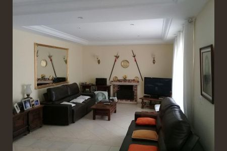 Casa à venda com 7 quartos, 361m² em Sapê, Niterói