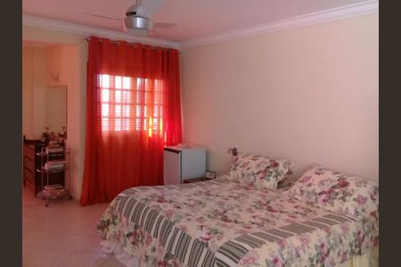 Casa à venda com 7 quartos, 361m² em Sapê, Niterói