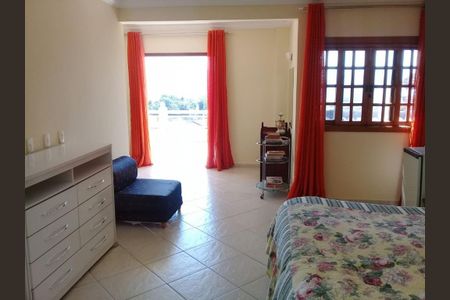 Casa à venda com 7 quartos, 361m² em Sapê, Niterói