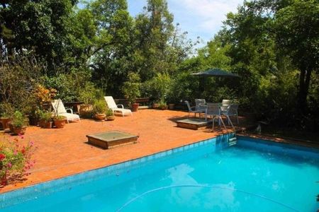 Casa à venda com 650m², 5 quartos e 4 vagas