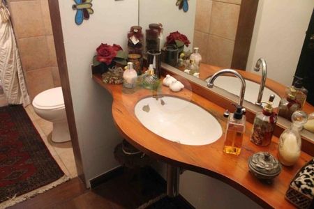 Casa à venda com 650m², 5 quartos e 4 vagas