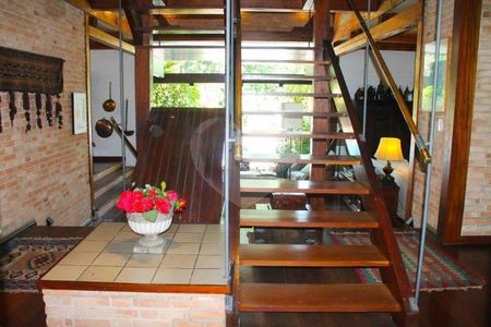 Casa à venda com 650m², 5 quartos e 4 vagas