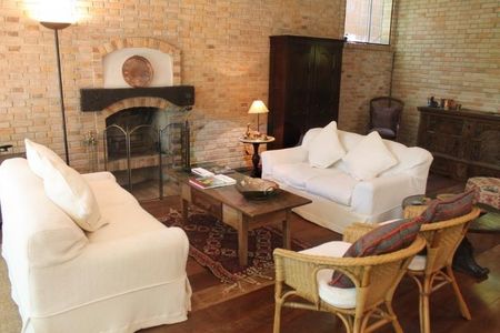 Casa à venda com 650m², 5 quartos e 4 vagas