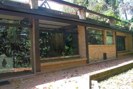 Casa à venda com 650m², 5 quartos e 4 vagas