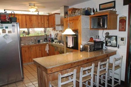 Casa à venda com 650m², 5 quartos e 4 vagas