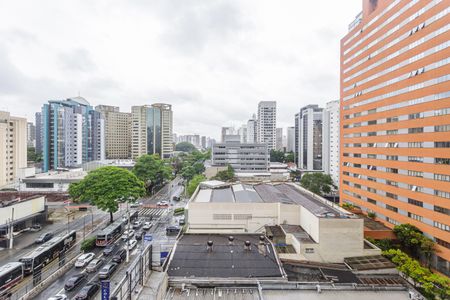 Vista de kitnet/studio à venda com 1 quarto, 39m² em Indianópolis, São Paulo
