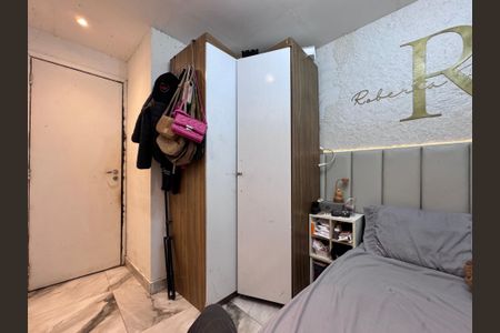 Quarto 1 de casa para alugar com 2 quartos, 45m² em Recreio dos Bandeirantes, Rio de Janeiro