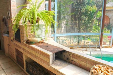 Casa à venda com 434m², 7 quartos e 3 vagas