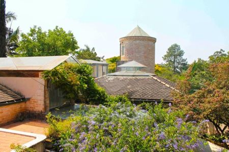 Casa à venda com 434m², 7 quartos e 3 vagas