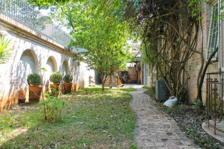 Casa à venda com 434m², 7 quartos e 3 vagas