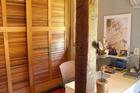 Casa à venda com 434m², 7 quartos e 3 vagas