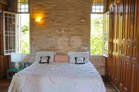 Casa à venda com 434m², 7 quartos e 3 vagas