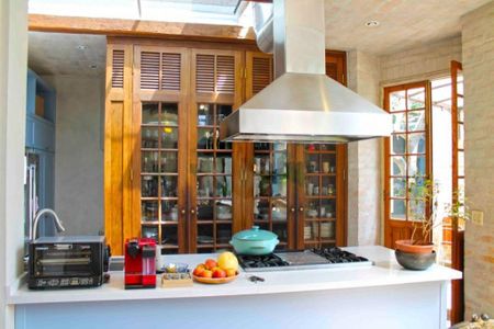 Casa à venda com 434m², 7 quartos e 3 vagas